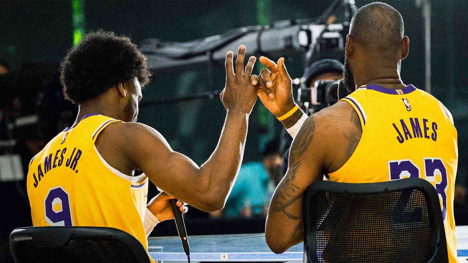 Main Bareng Bronny Beri Motivasi Tambahan untuk LeBron James