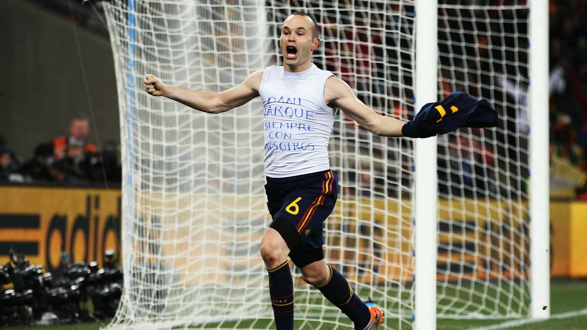 Legenda Spanyol dan Barcelona Andres Iniesta Umumkan Pensiun di Usia 40