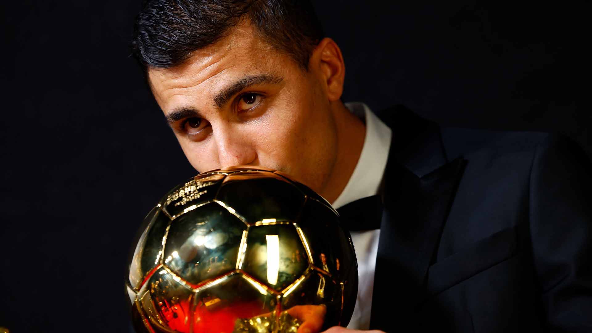 Rodri Sabet Penghargaan Ballon d'Or 2024