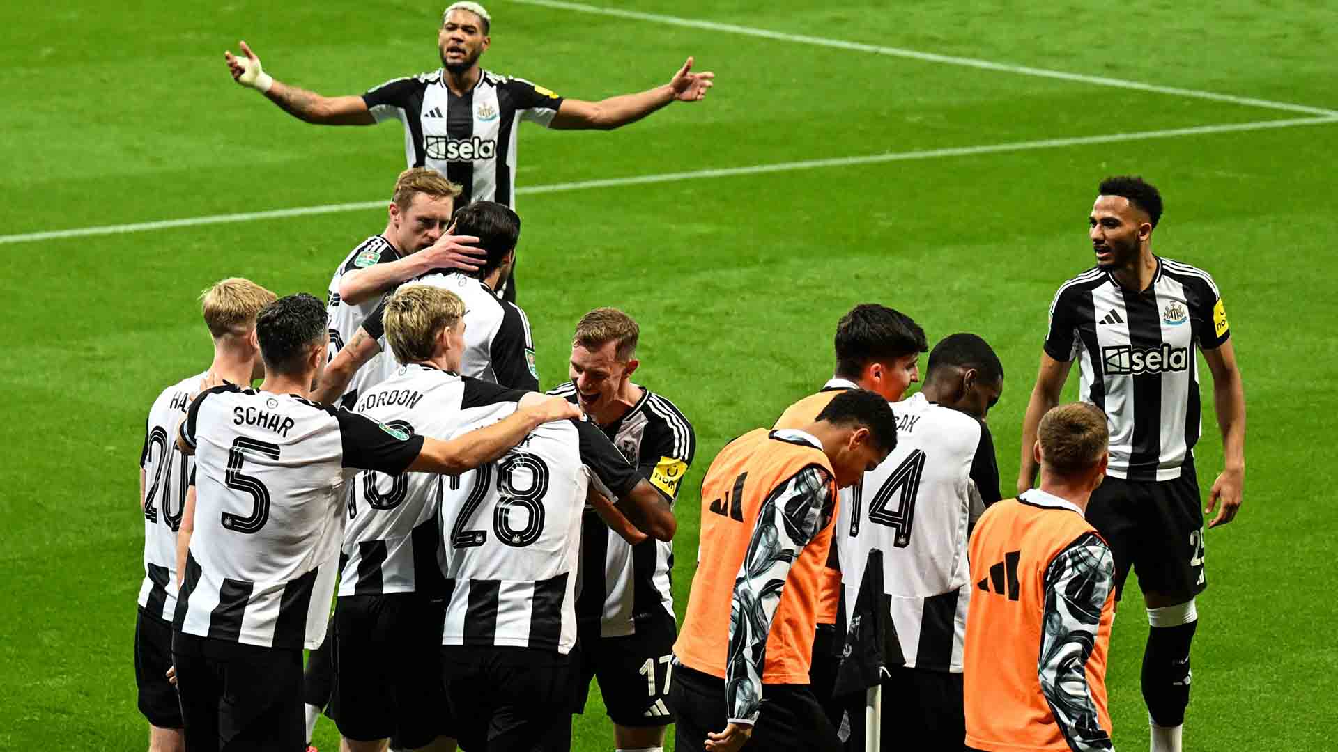Newcastle United Tuntaskan Balas Dendam atas Chelsea di Piala Carabao