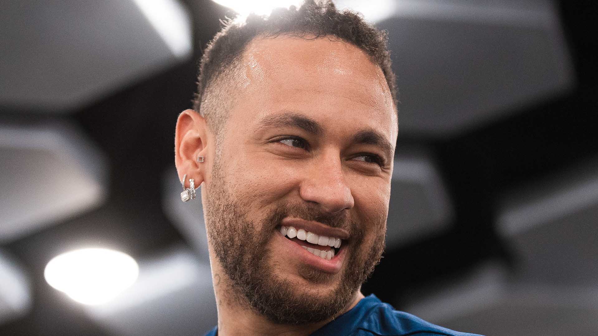 Cedera Terus, Al-Hilal Siap Putus Kontrak Neymar