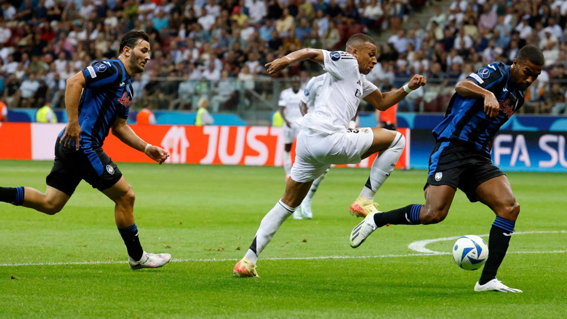 Bellingham dan Courtois Bahagia Real Madrid Atasi Perlawanan Atalanta