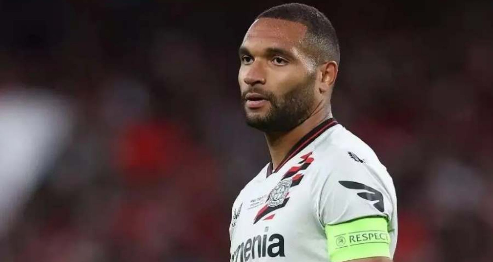 Jonathan Tah Berbicara dengan Barca, Ini Kata Xabi Alonso