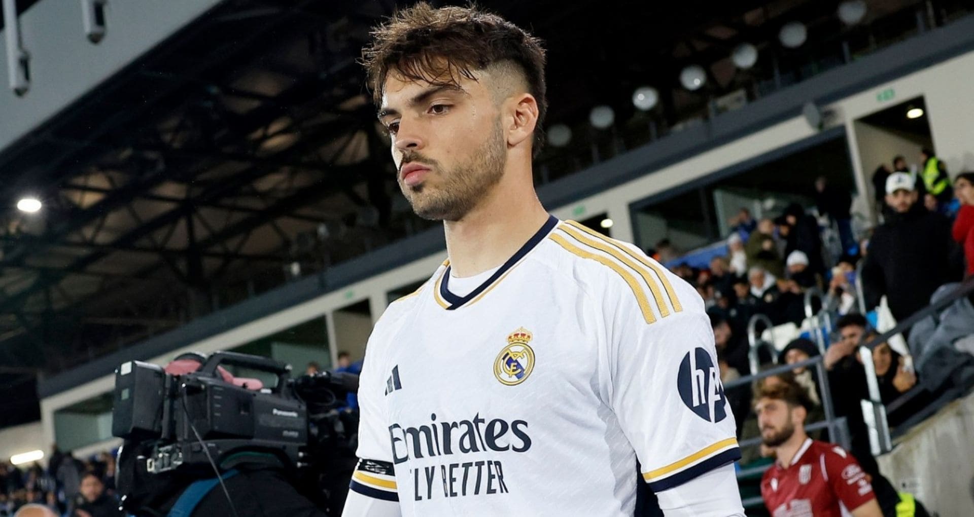 Rumor Transfer: Aston Villa Tertarik Rekrut Bek Madrid