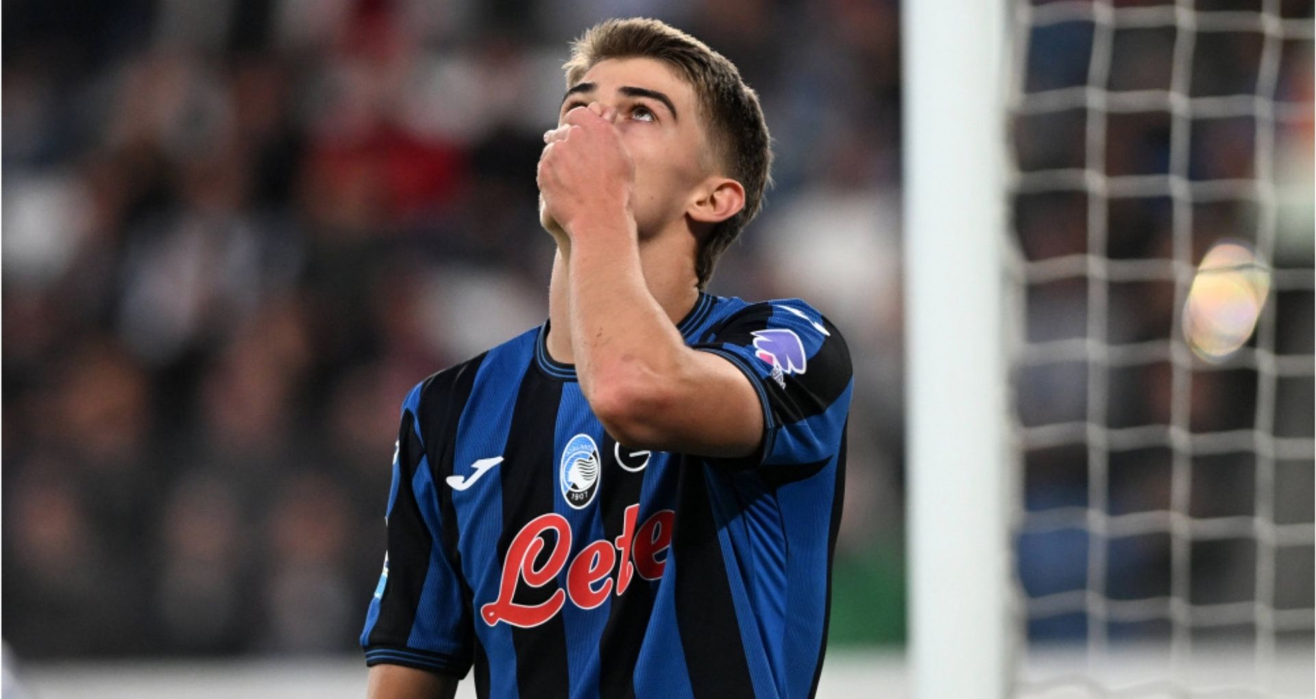 West Ham Memantau Charles De Ketelaere