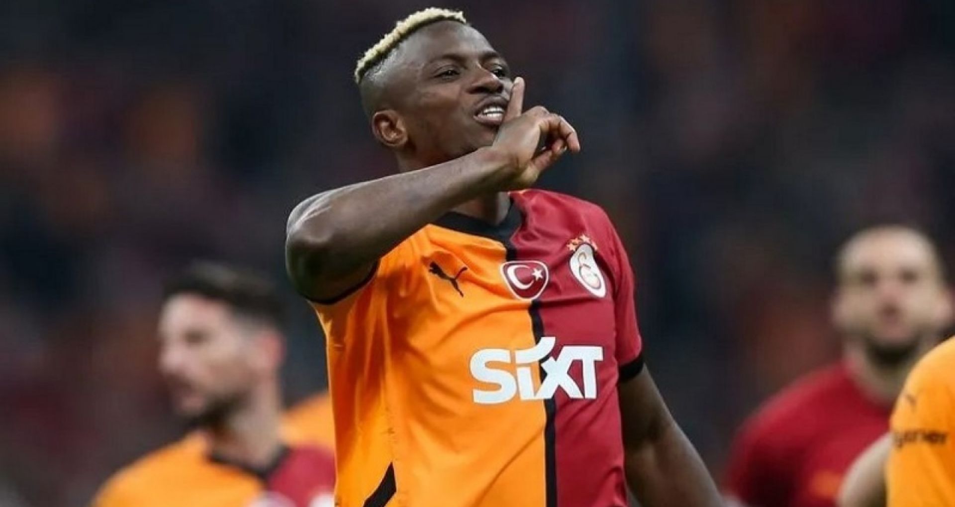 Manchester United Mengincar Victor Osimhen