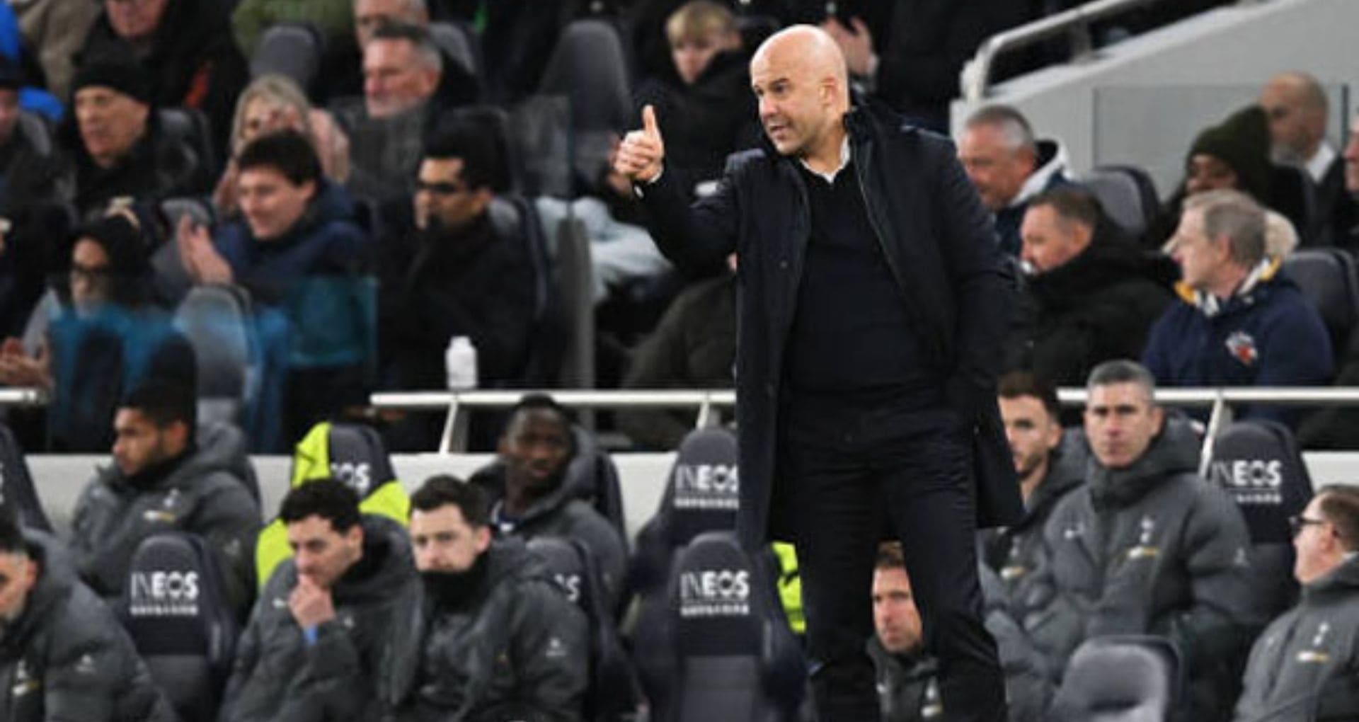 Arne Slot Memperingatkan Anak Asuhnya