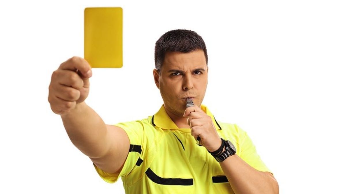 Akumulasi Kartu Kuning Berapa Kali? Ini Aturan Lengkapnya!