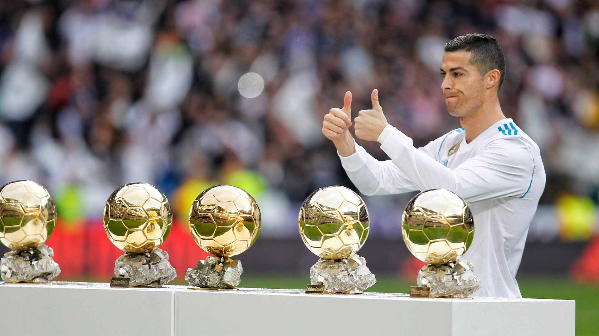 5 Sayap Kiri Terbaik di Dunia