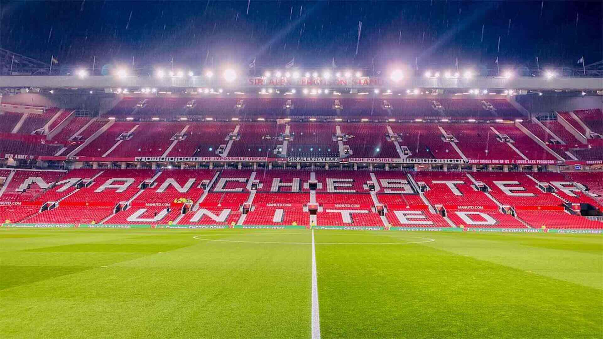 Manchester United Naikkan Harga Tiket Musim Depan