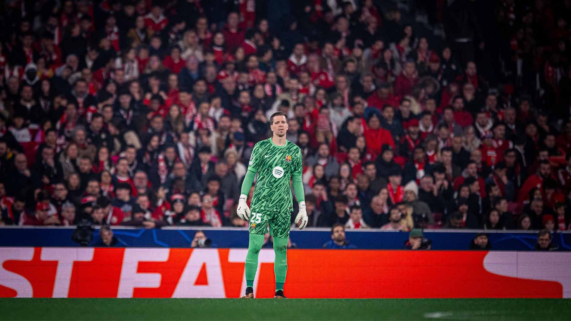 Ter Stegen Pulih, Szczesny Tak Masalah Jadi Kiper Kedua