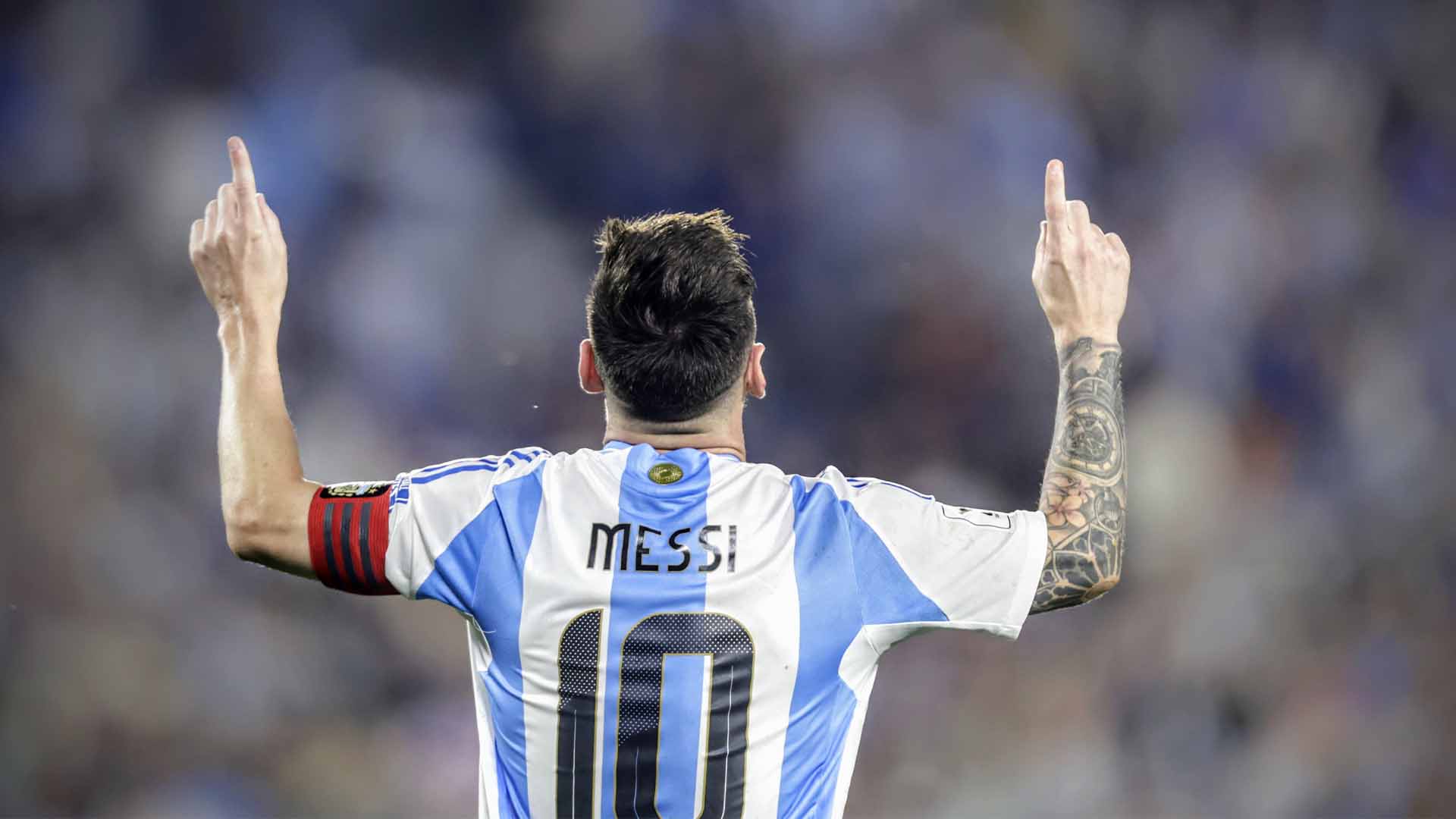 Suarez Sebut Messi Masih Ingin Bermain di Piala Dunia 2026