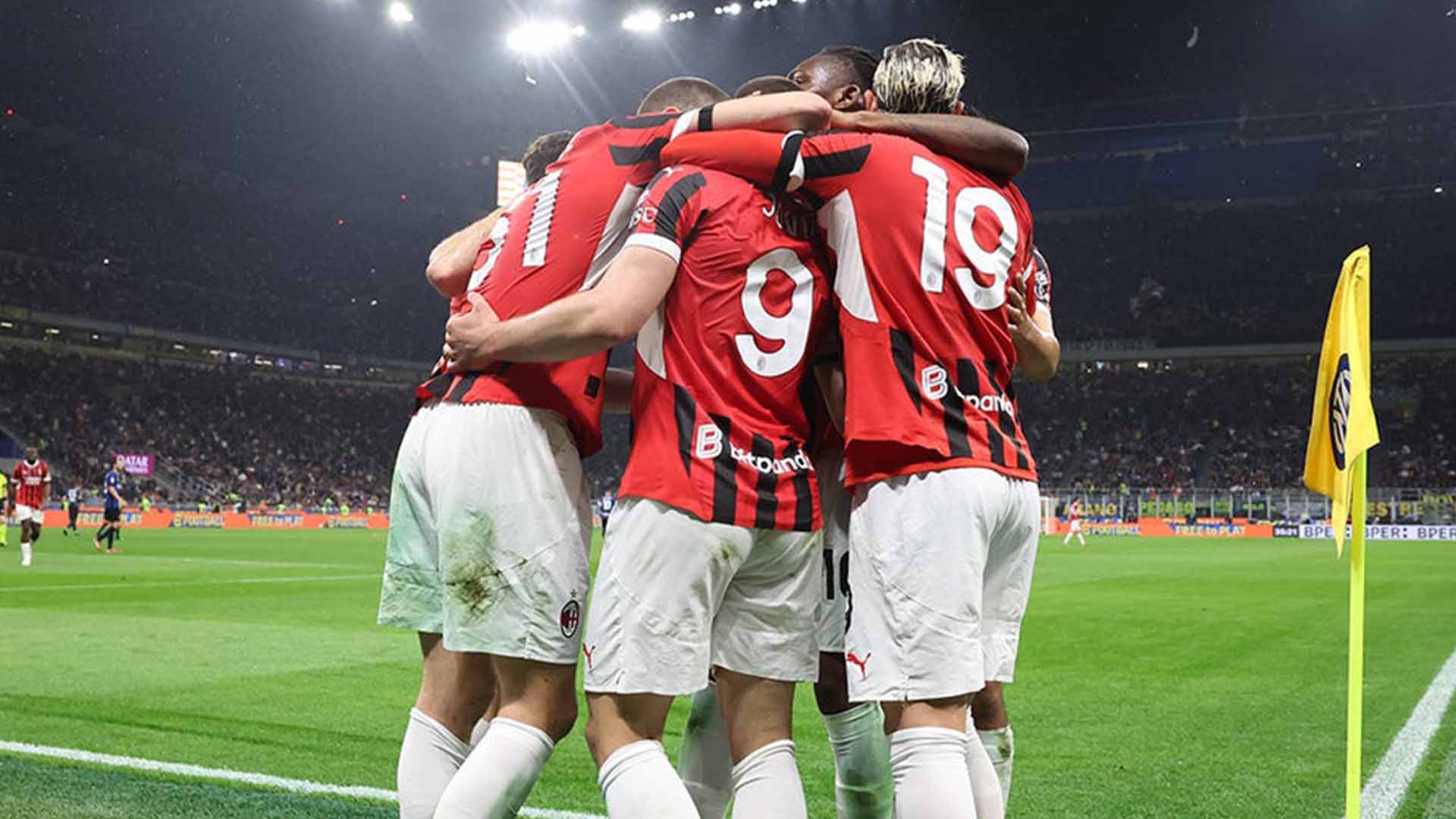 Brace Jovic Bawa Milan Singkirkan Inter di Semifinal Coppa Italia