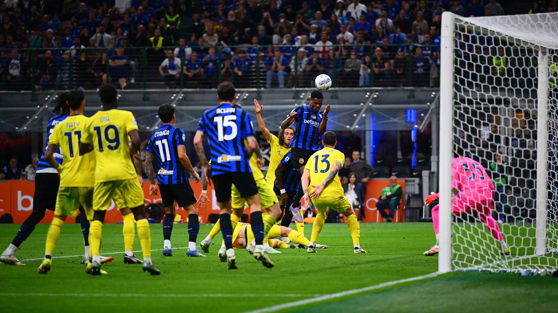 Inter 2-2 Lazio: Brace Pedro Hancurkan Harapan Nerazzurri Juara Serie A