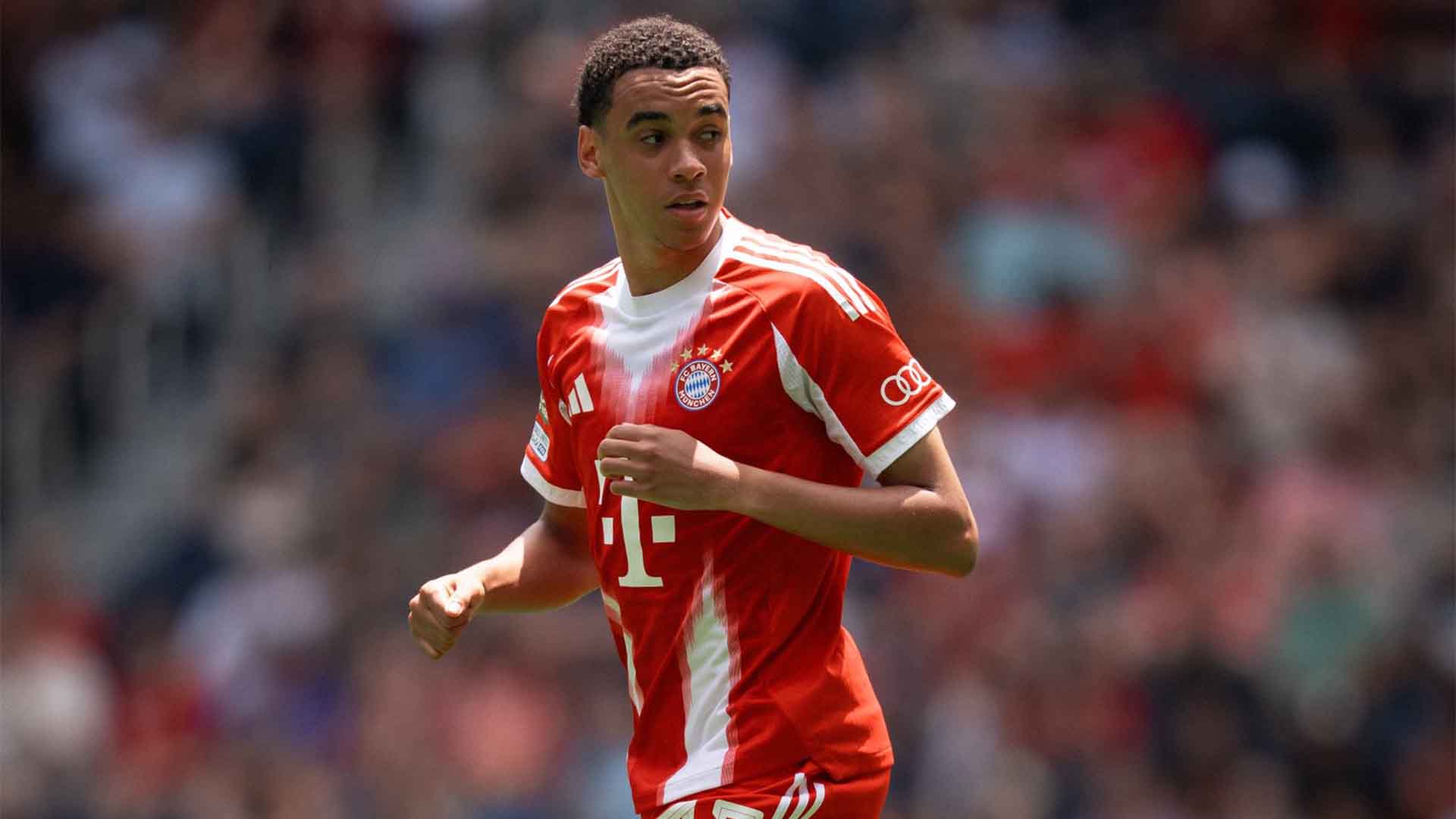 Musiala Alami Cedera Horor, Bayern Konfirmasi Operasi dan Absen Panjang