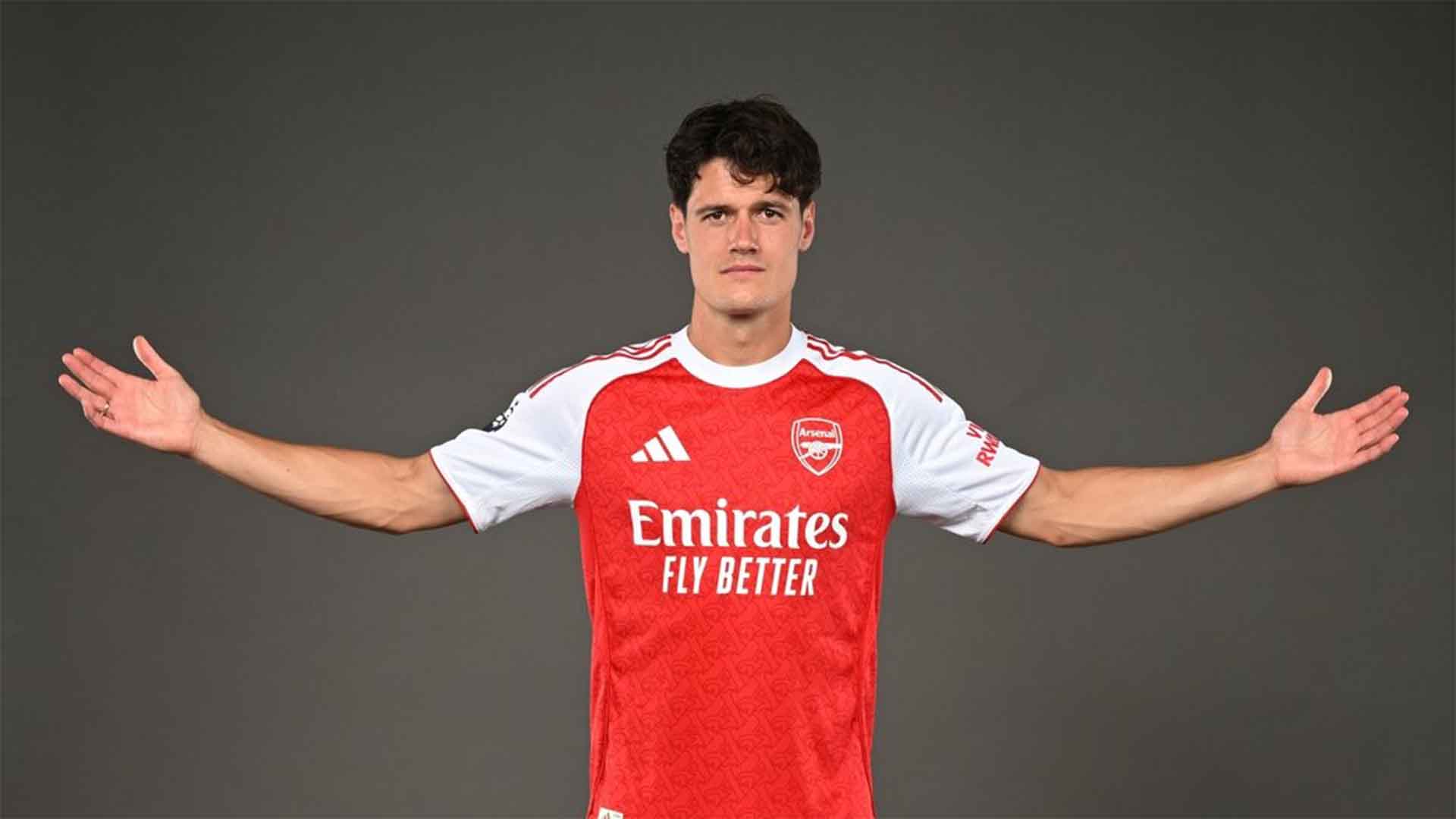 Arsenal Resmi Boyong Kapten Brentford Christian Norgaard