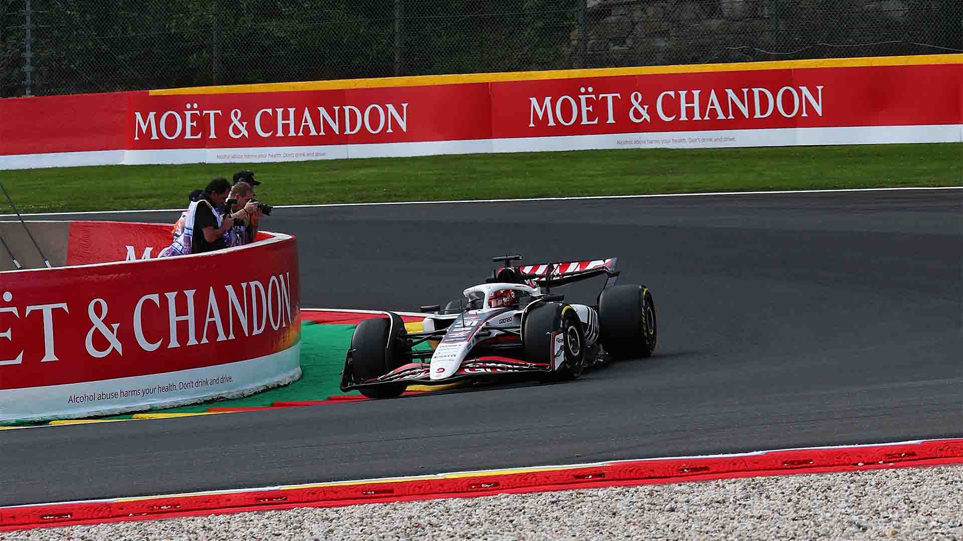 Ocon Kecam Kesalahan Strategis Haas yang Gagalkan Poin di GP Belgia