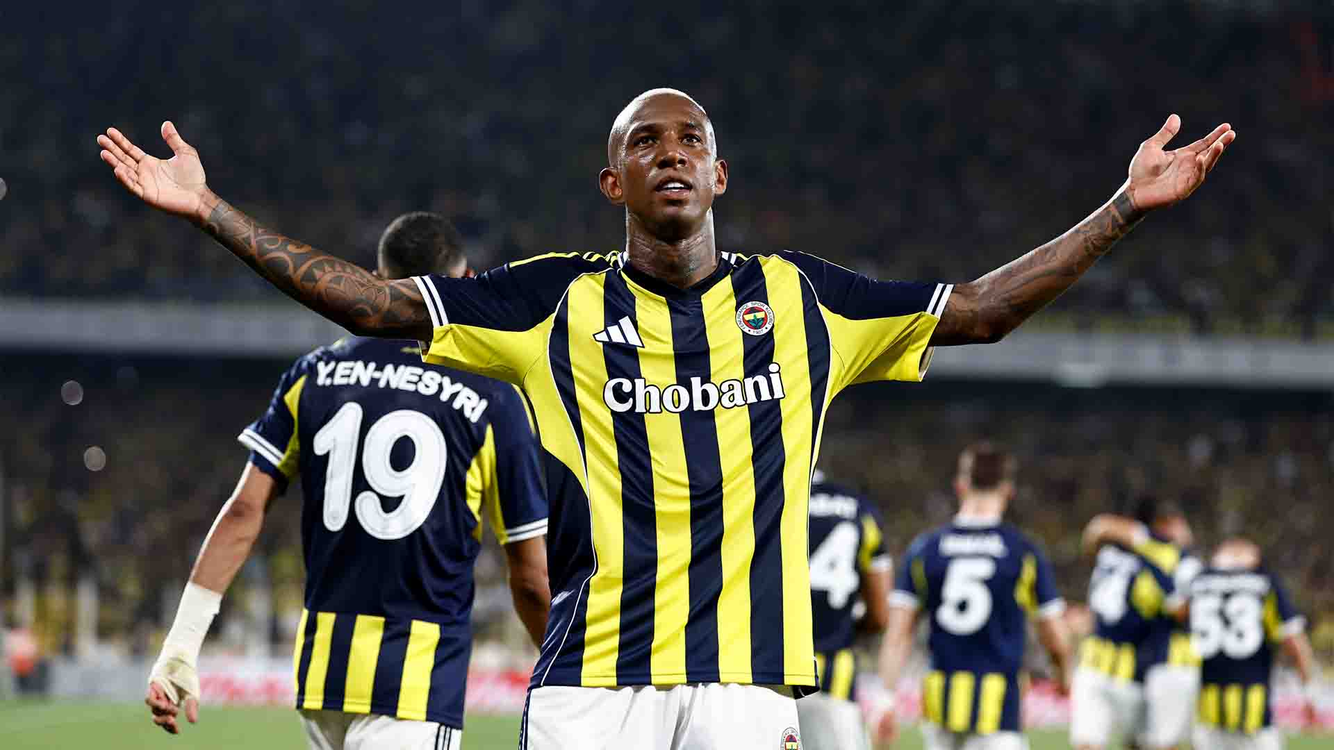 Mourinho Bawa Fenerbahce Comeback 5-2 Lawan Feyenoord