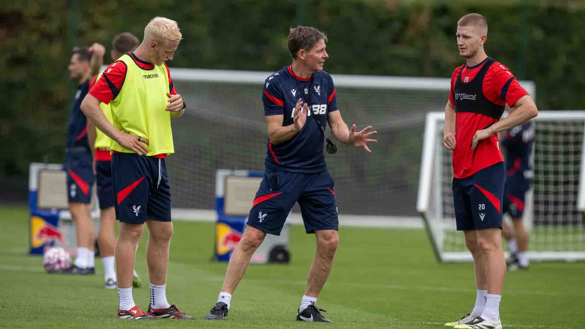 Glasner Pastikan Eze dan Guehi Starter di Playoff Conference League