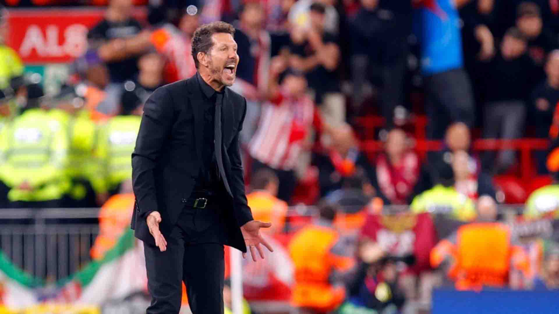 Simeone Akui Menyesal usai Konfrontasi dengan Fans Liverpool