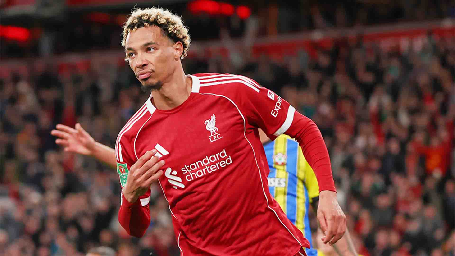 Slot Berang Soal Kartu Merah Bodoh Ekitike di Carabao Cup