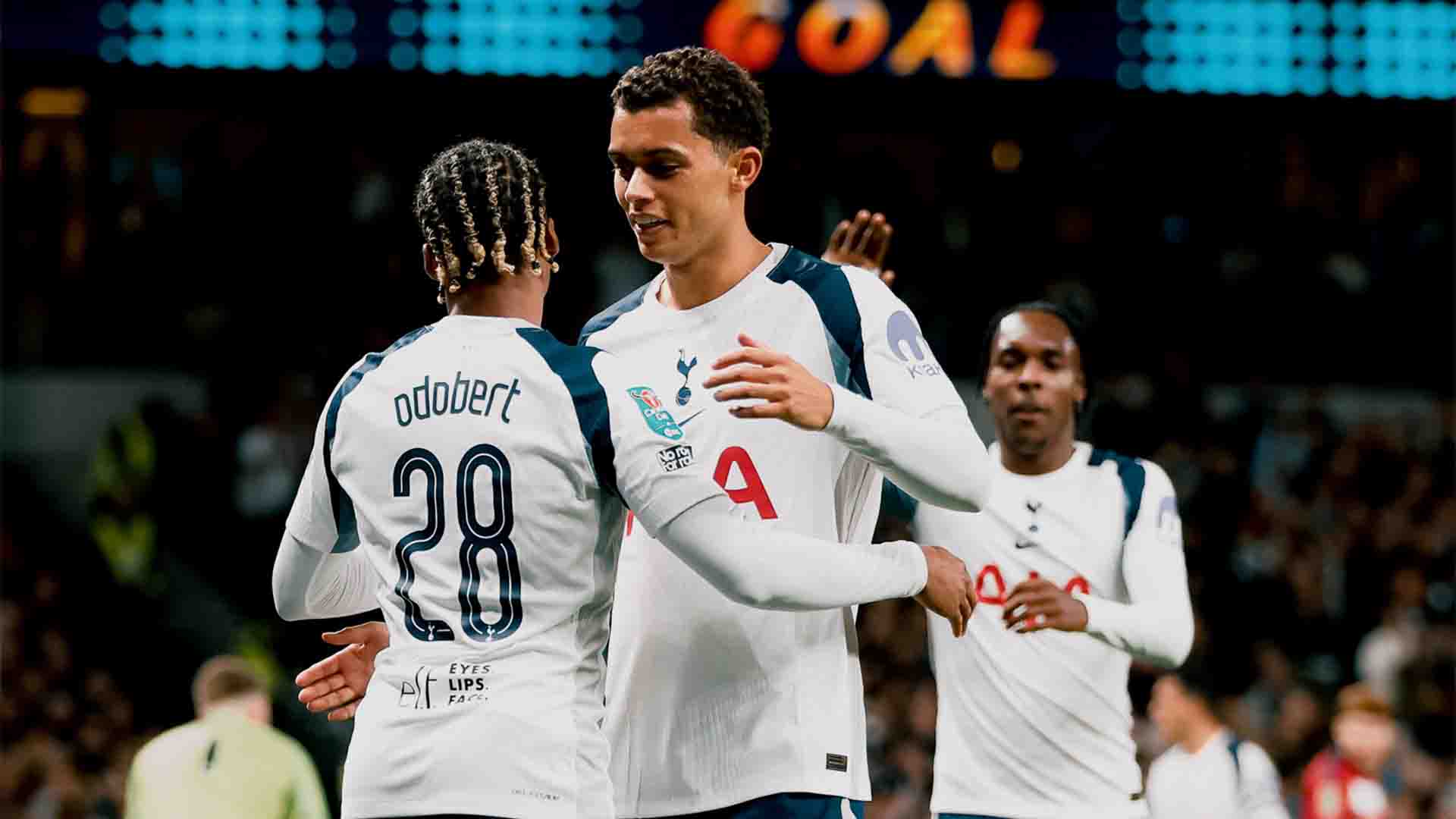 Carabao Cup: Bekuk Doncaster 3-0, Spurs Amankan Babak Keempat