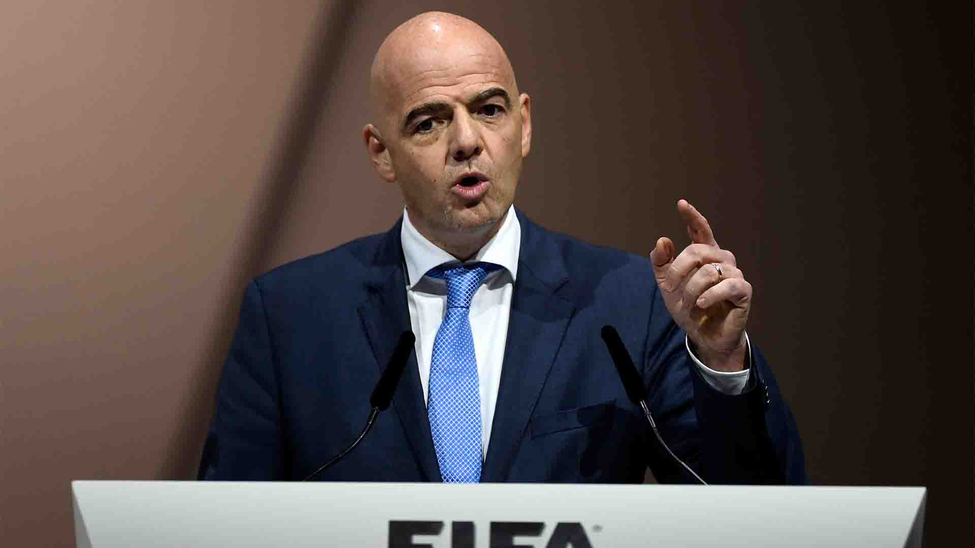 Gianni Infantino Buka Pintu Piala Dunia Musim Dingin Reguler