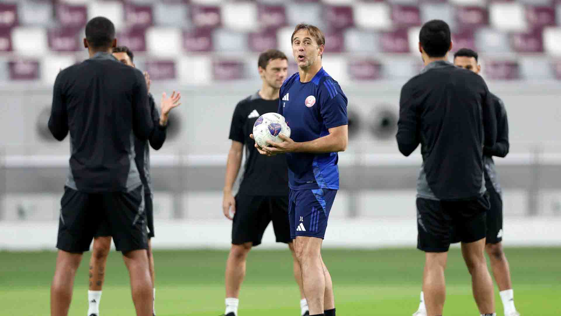 Julen Lopetegui Bangga Bisa Bawa Qatar ke Piala Dunia 2026
