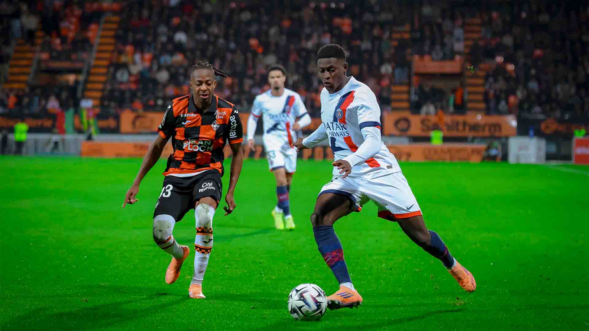 PSG Pertahankan Puncak Klasemen Meski Ditahan Imbang Lorient 1-1