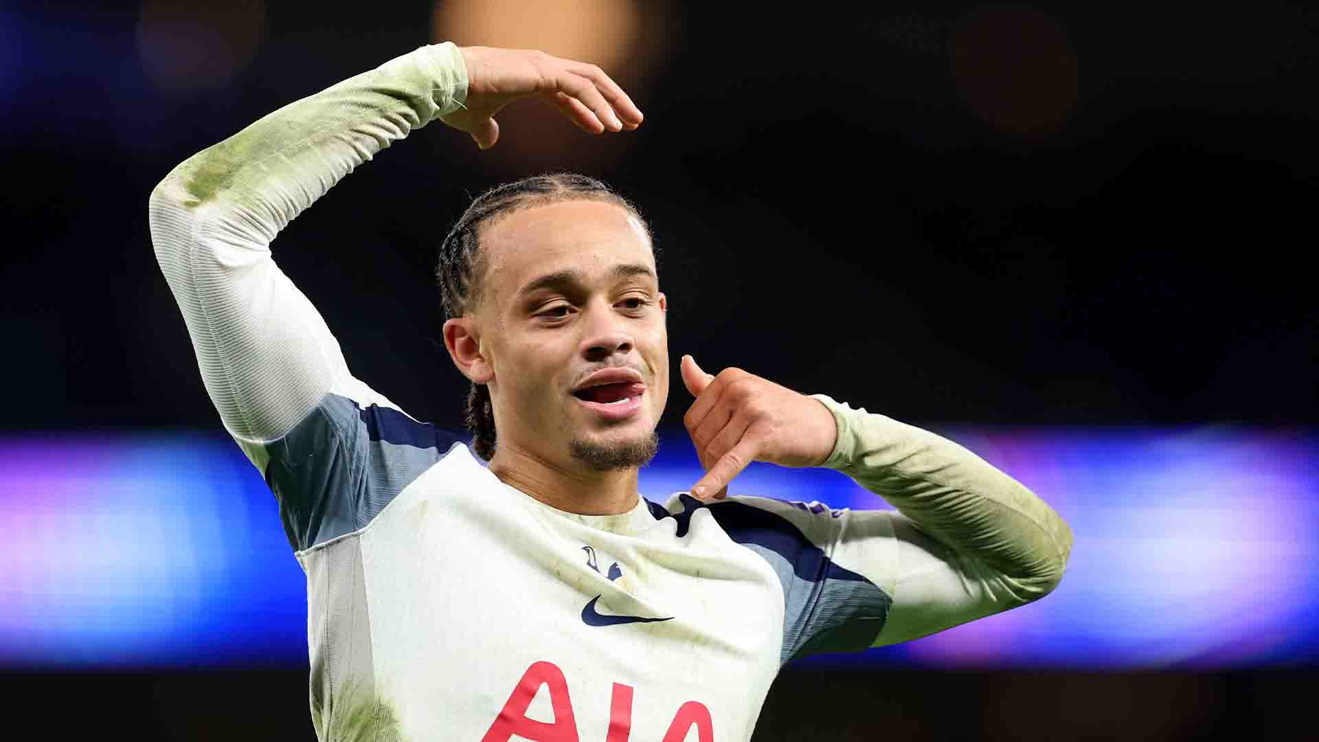 Dua Penalti dan Gol Bunuh Diri Bawa Tottenham Libas Slavia Praha 3-0