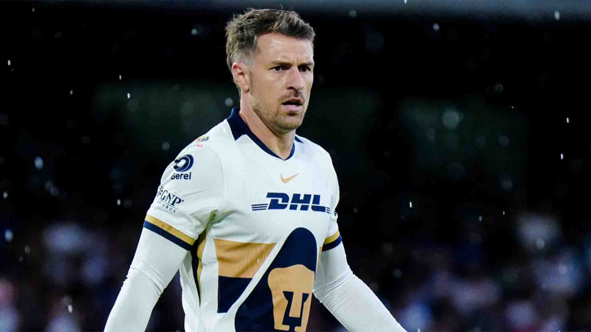 Ramsey Terkejut Kontrak Diputus Pumas, Siap Kembali ke Lapangan