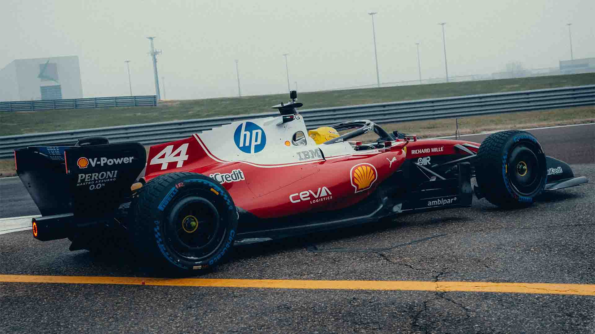 Lewis Hamilton Beri Peringatan Keras Terkait Regulasi F1 2026