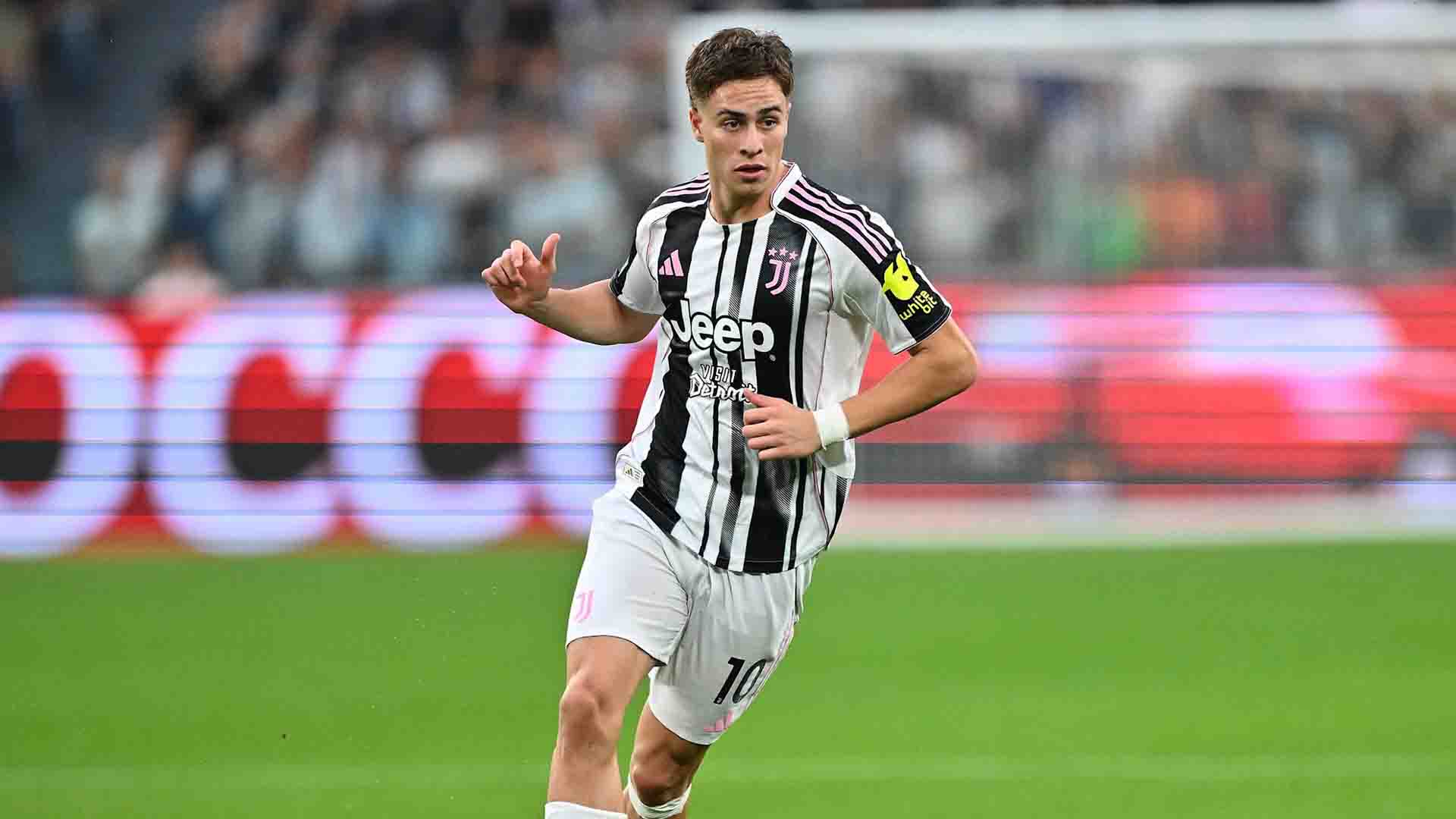 Montella Kunjungi Markas Juve, Sebut Kenan Yildiz Mirip Del Piero