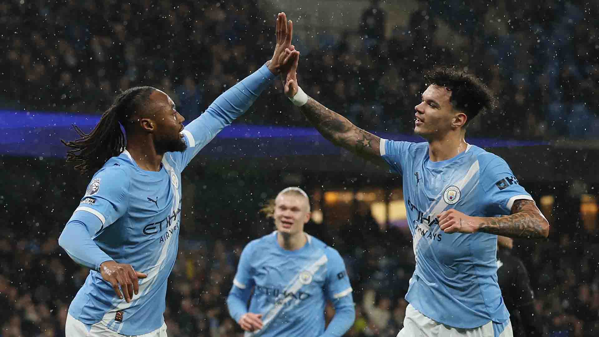Manchester City Gilas Fulham 3-0 untuk Terus Tempel Arsenal