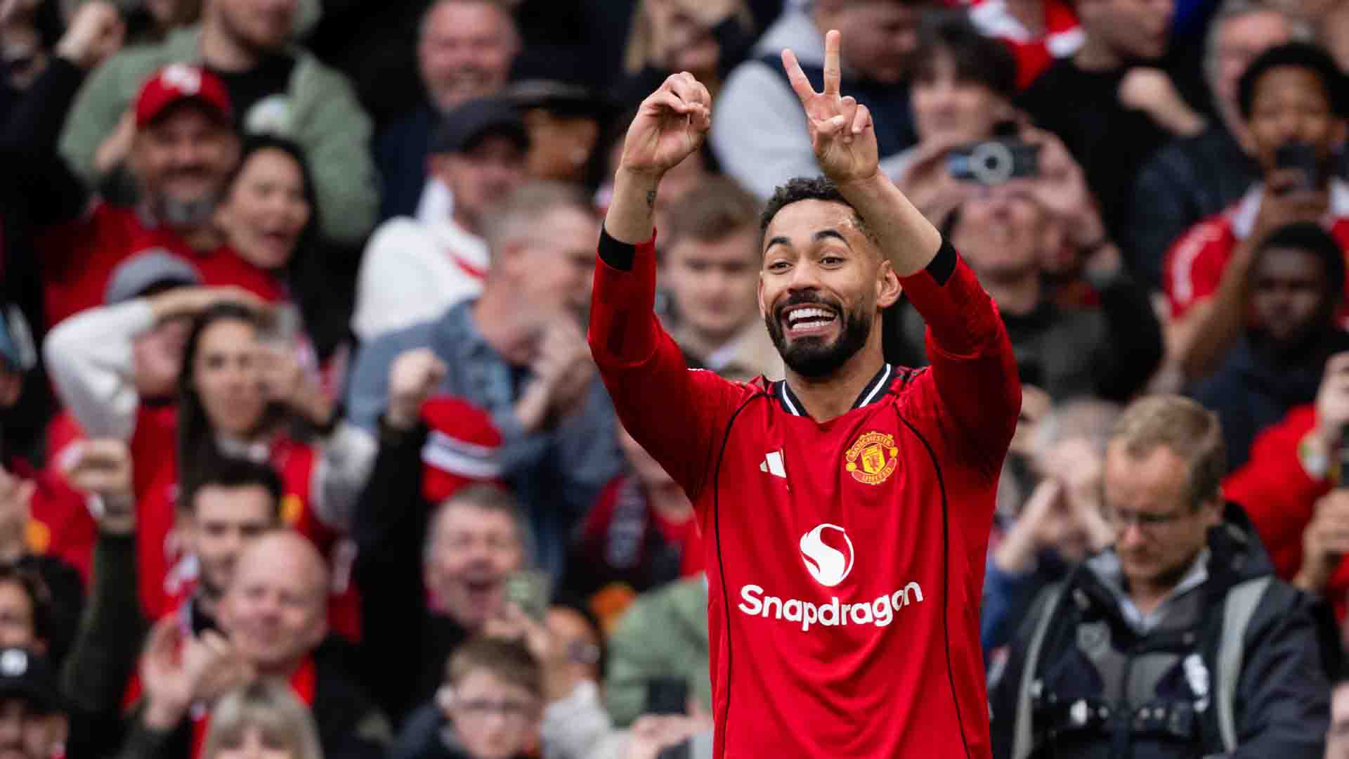 Sentuhan Magis Carrick, Cunha Sejajarkan Sang Bos dengan Sir Alex Ferguson