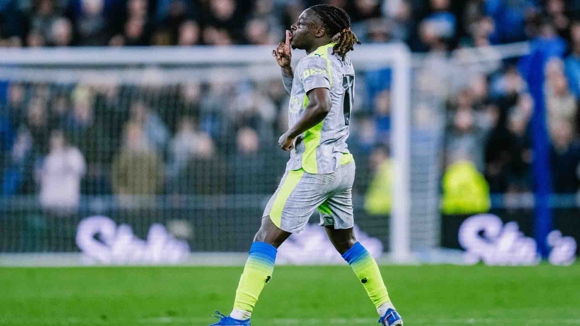 Man City Belum Menyerah, Doku Peringatkan Arsenal dalam Perburuan Gelar