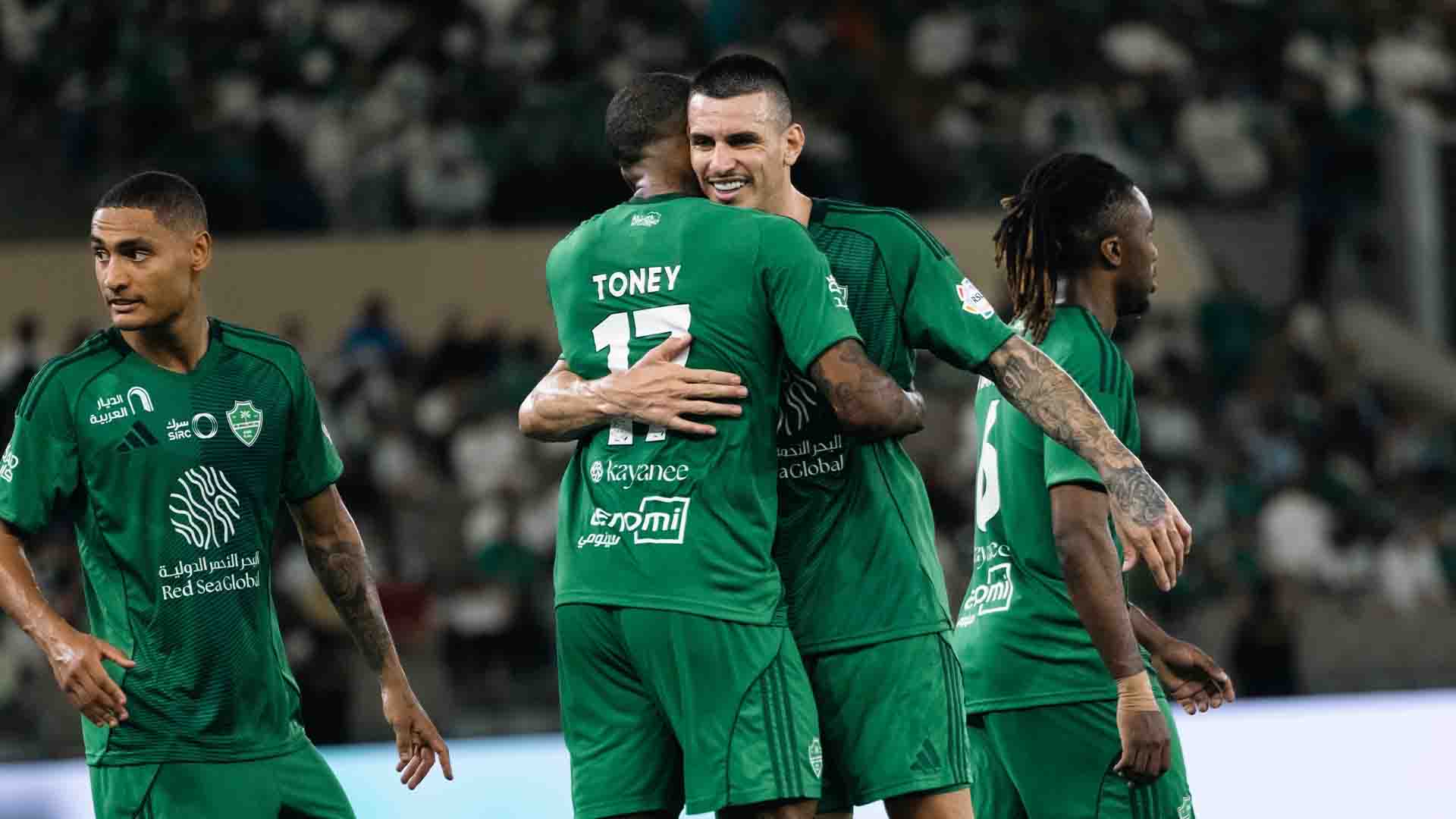 Hattrick Toney Pastikan Kemenangan Al Ahli 3-1 atas Al Fateh