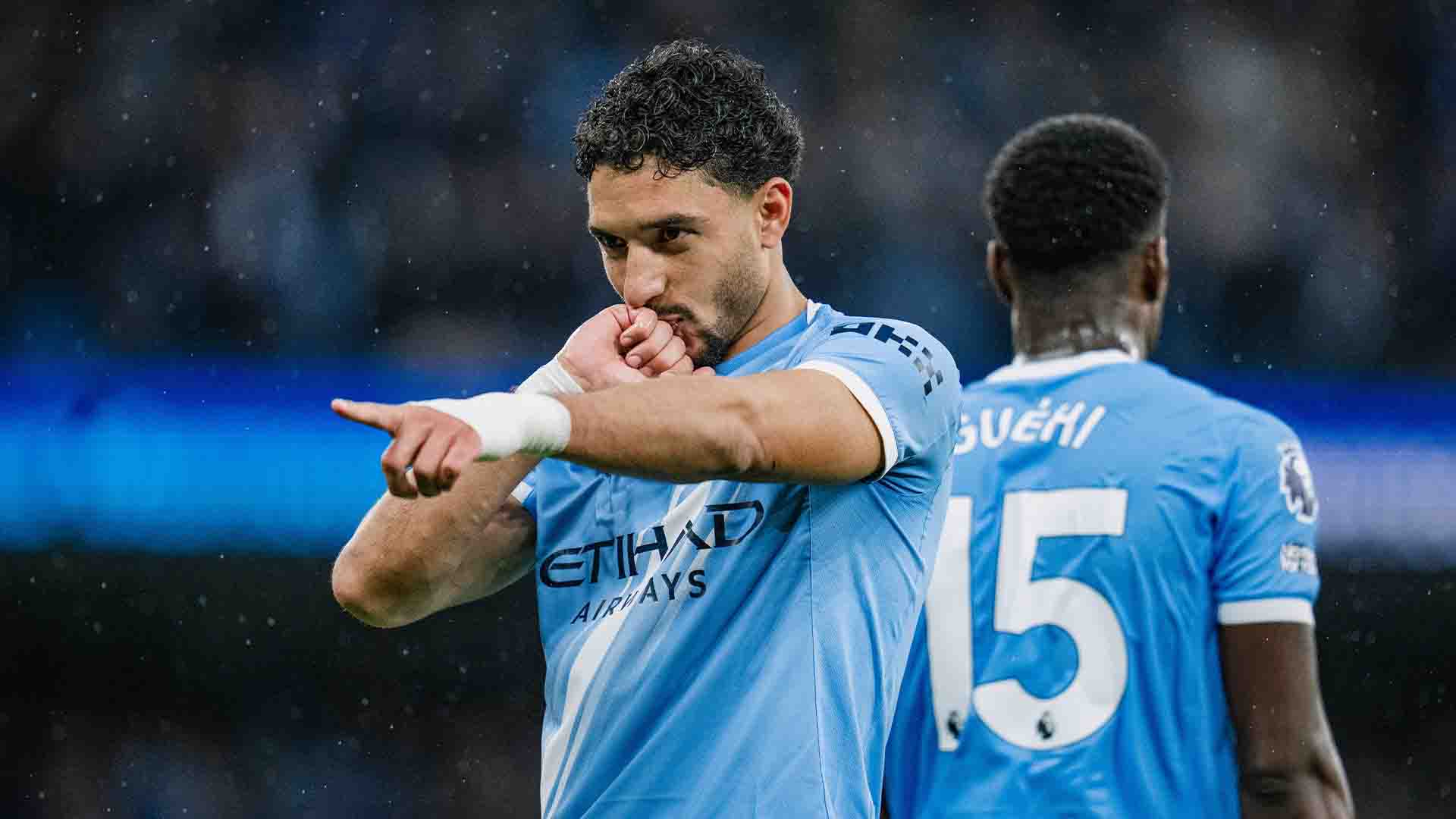 Pangkas Jarak dengan Arsenal, Manchester City Gilas Crystal Palace 3-0 di Etihad