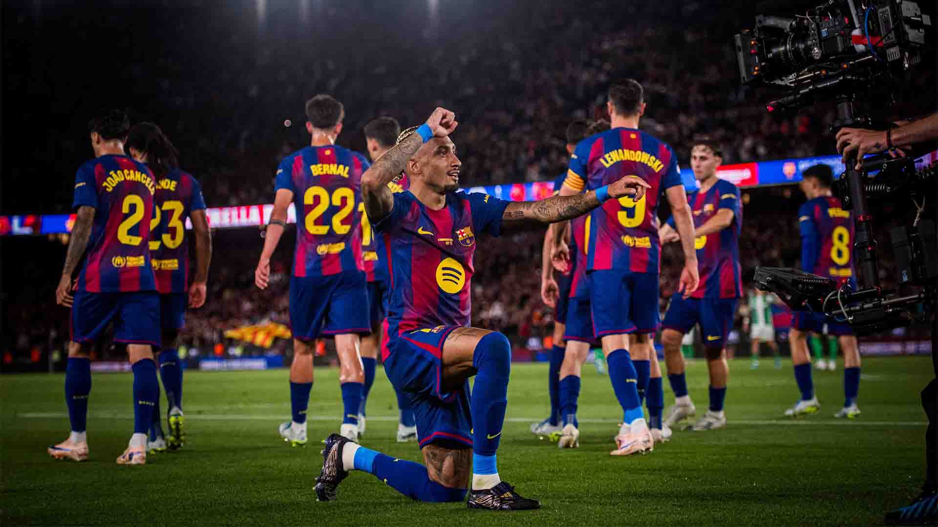 Barcelona 3-1 Real Betis: Rekor Kandang Sempurna di Laga Perpisahan Lewandowski