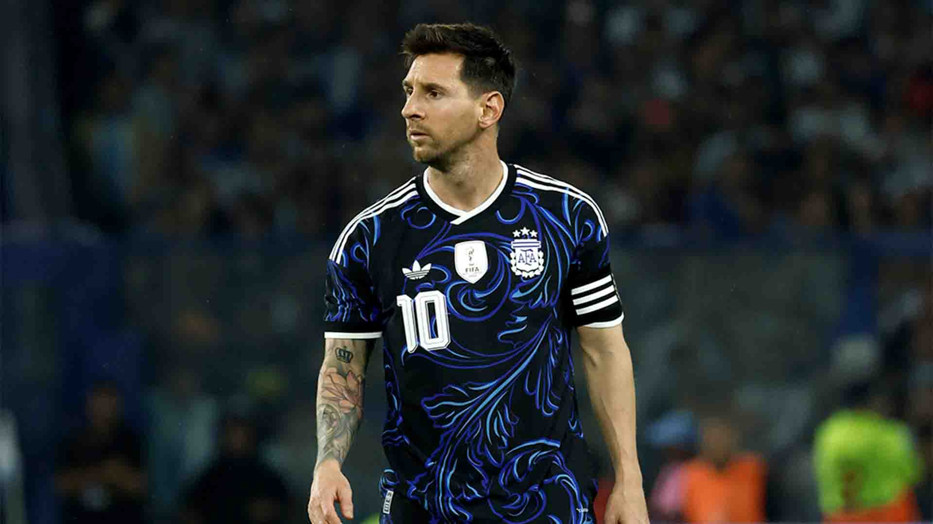 Lionel Messi Alami Cedera Hamstring Jelang Piala Dunia