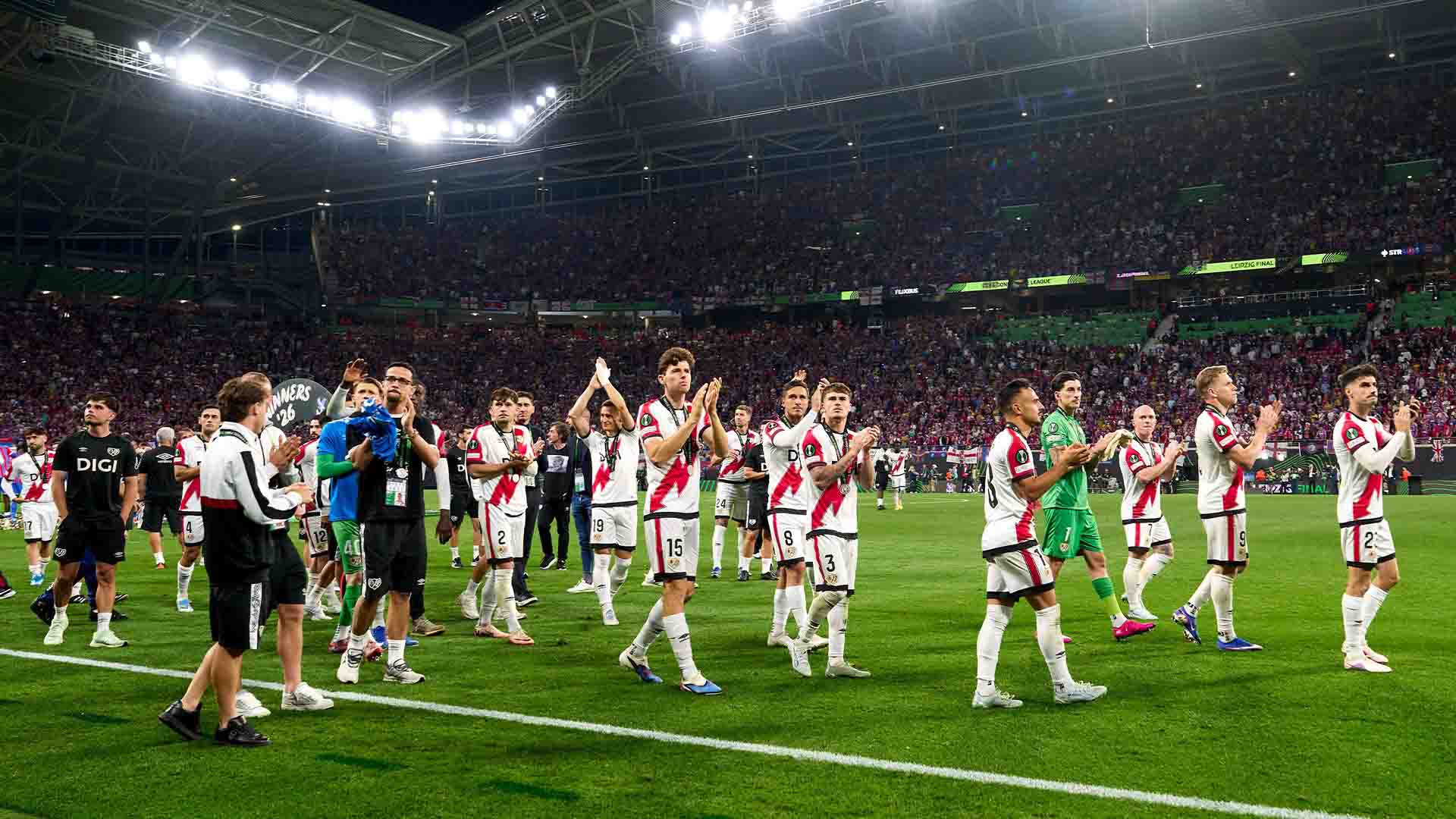 Pemain Rayo Vallecano Minta Maaf Usai Gagal Angkat Trofi Eropa