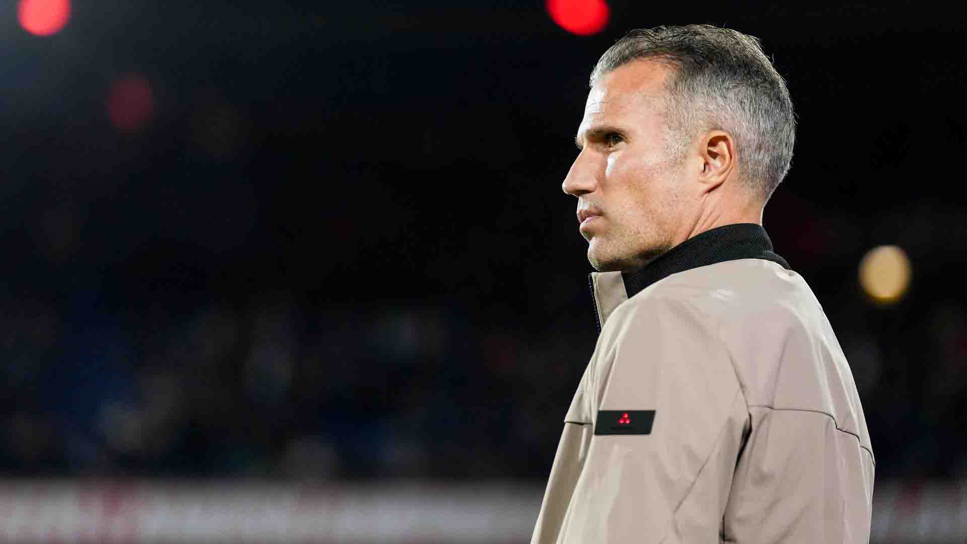 Meski Lolos UCL, Van Persie Dipecat Feyenoord setelah Satu Tahun