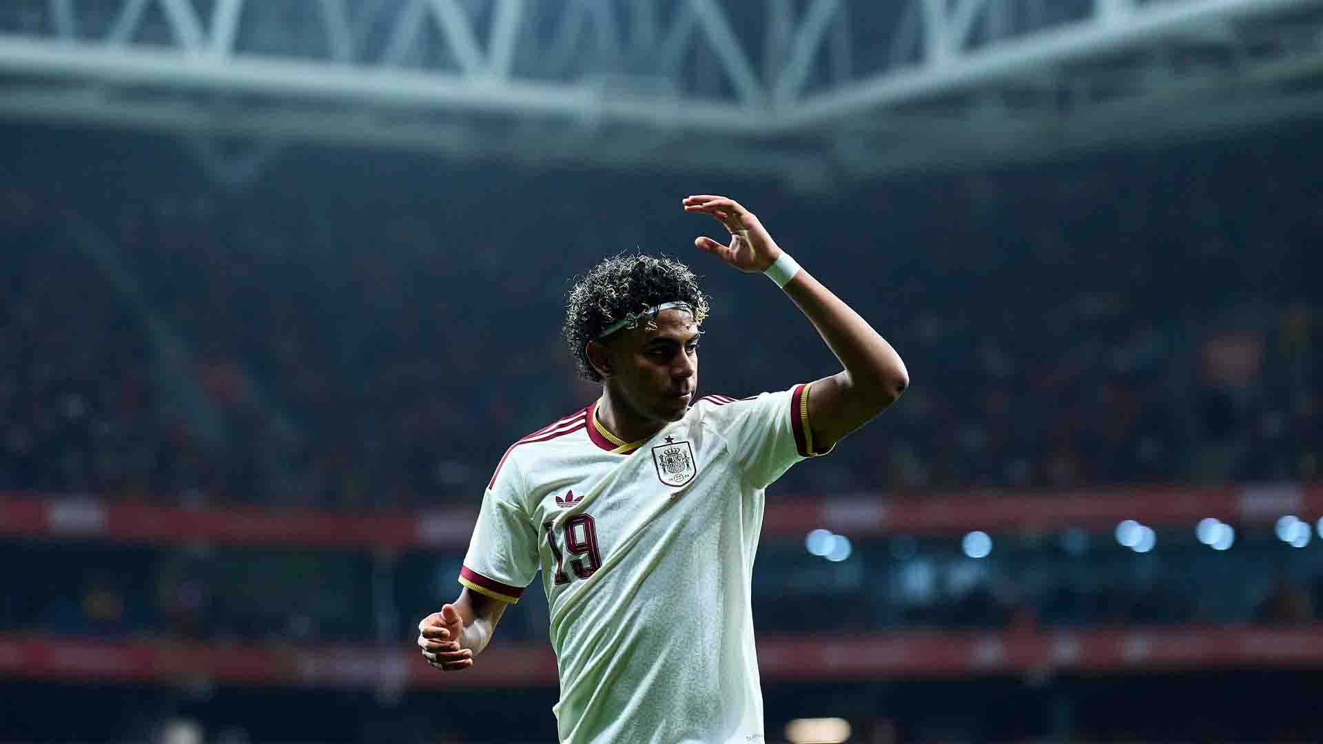 Rodri Jagokan Yamal Sabet Ballon d'Or di Masa Depan