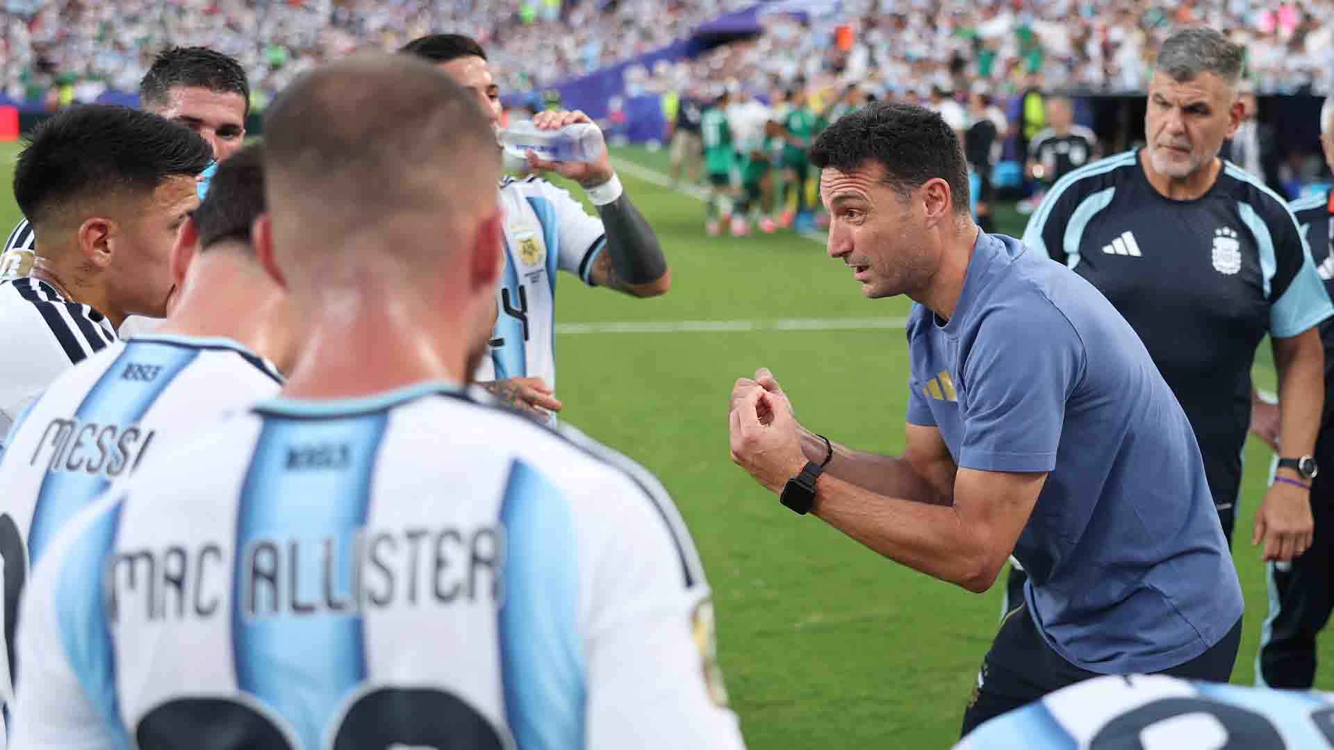 Scaloni Tak Terkejut Lagi dengan Magis Messi Usai Hat-trick Kontra Aljazair
