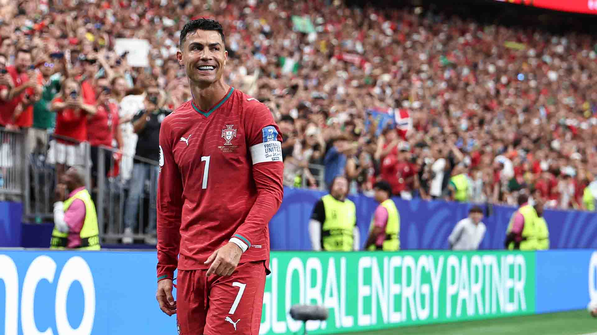 Ronaldo Naik Pitam Ditanya Soal Messi Usai Cetak Sejarah di Piala Dunia