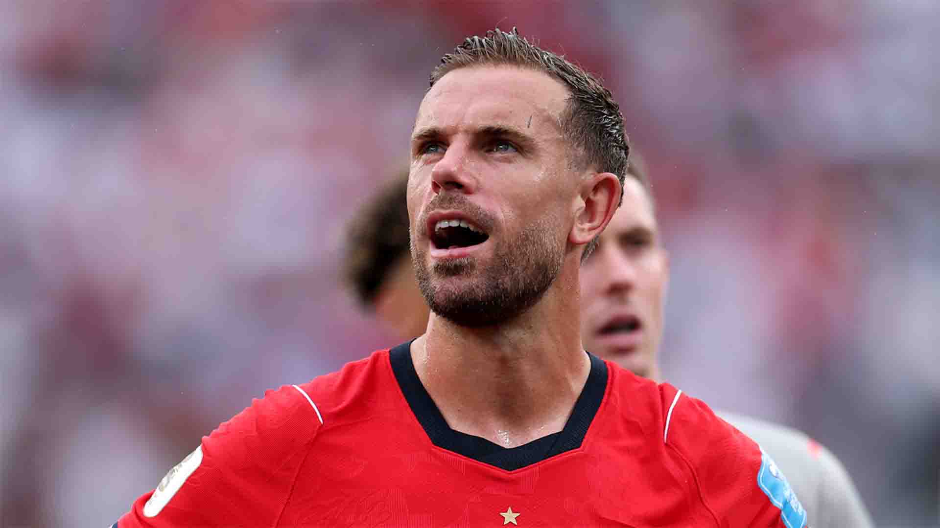 Henderson Cedera, Dilarikan ke RS Akibat Rayakan Kemenangan Inggris