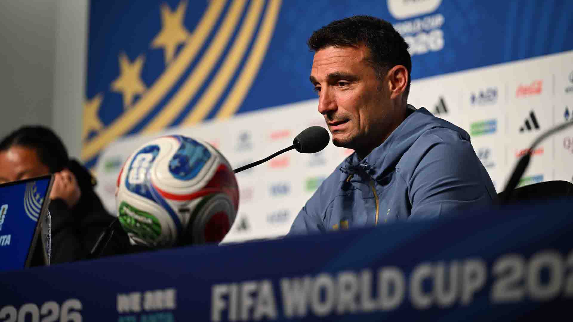 Tangis Haru Scaloni Iringi Kemenangan Dramatis Argentina atas Mesir