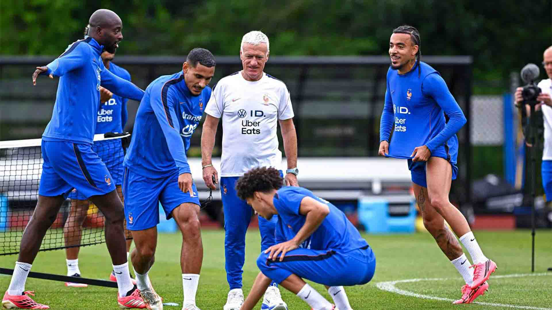 Deschamps Tak Khawatir Wasit Argentina Pimpin Laga Prancis Kontra Maroko
