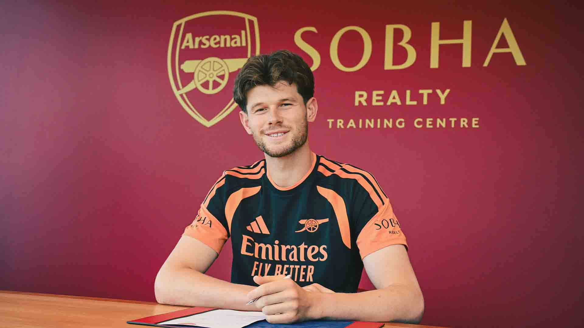 Arsenal Rampungkan Transfer Gratis Illan Meslier dari Leeds United