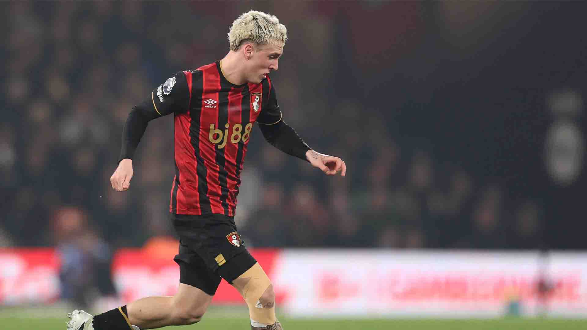 Fiorentina Sukses Amankan Alex Jimenez dari Bournemouth